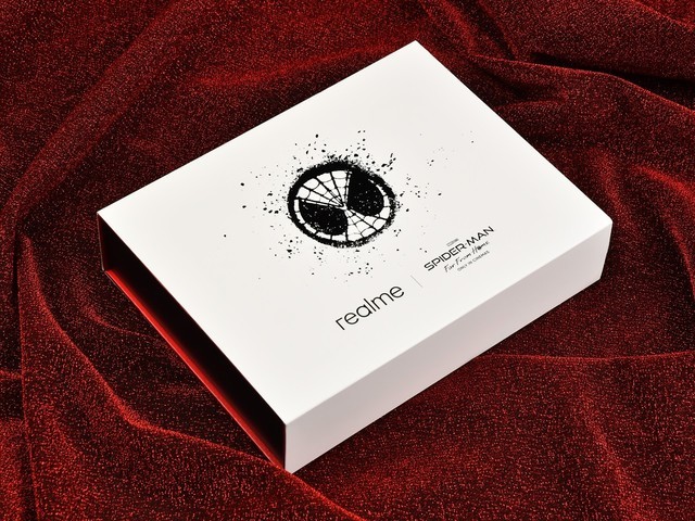 realme X蜘蛛侠定制版图赏:漫威迷不可错过