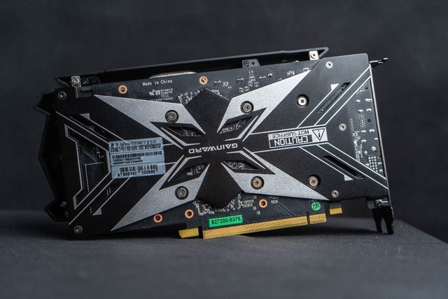 øGTX 1660 TiŭС 