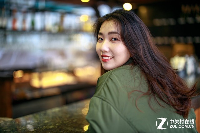 ҹ RF50mm f/1.2ͷǰ 