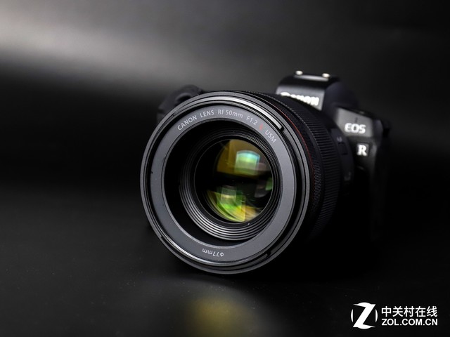 ҹ RF50mm f/1.2ͷǰ 