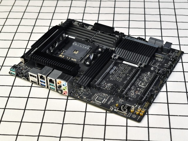 ϵеǳ ˶Pro WS X570-ACEͼ