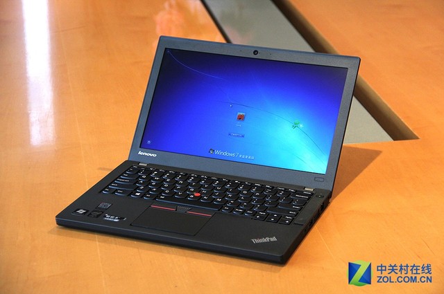 ThinkPad X250 