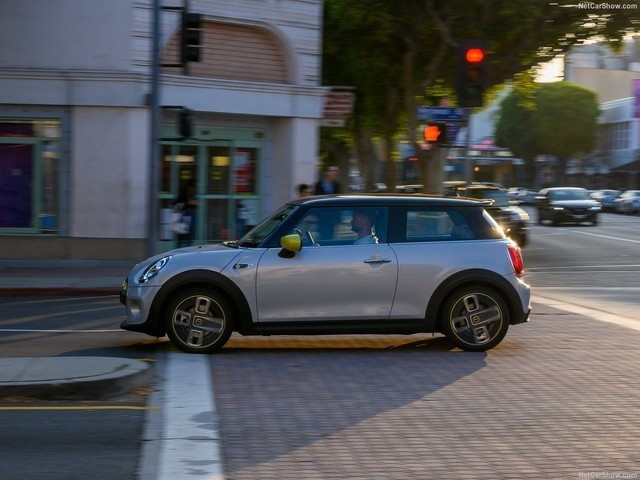 óͣMini Cooper SE