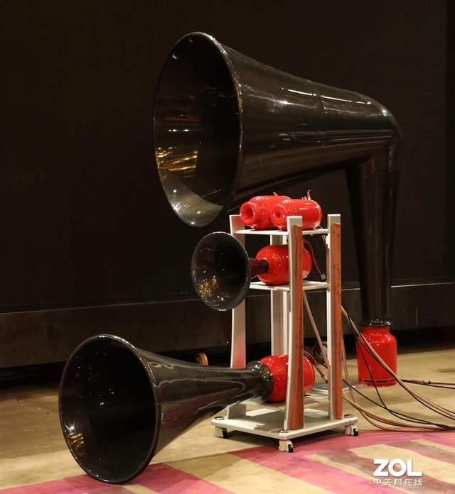  200ʿ 