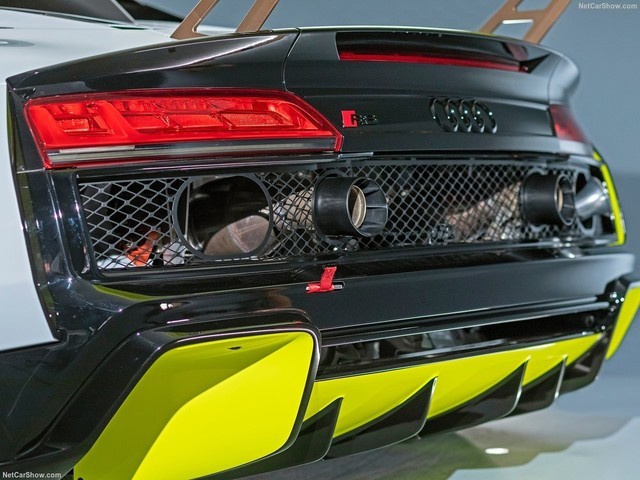 óˣµR8 LMS GT2