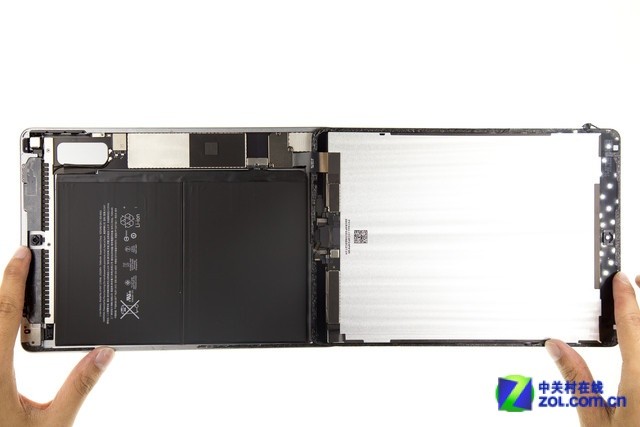  Extremely low maintainability iPad Air 2 disassembly process 
