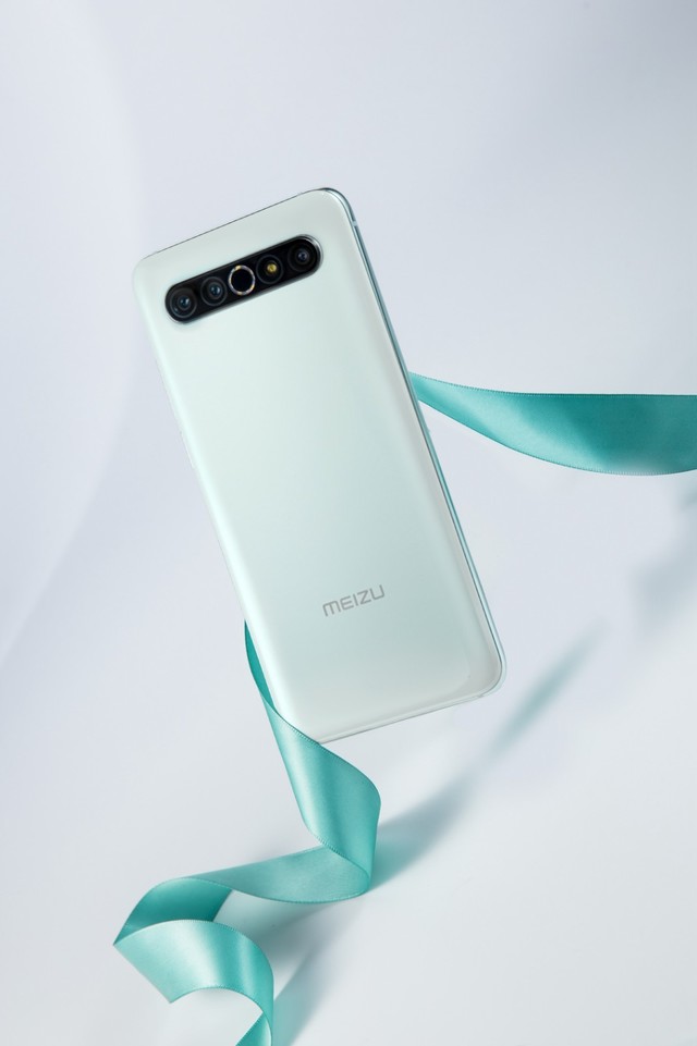 魅族17 pro月白天青配色官方图赏_魅族 17 pro_手机新闻-中关村在线