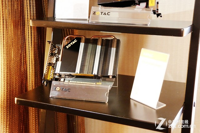 ZBOX���� ��̩Я�ڶ��Ʒ����CES2015 