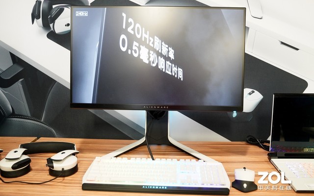 Alienware����55Ӣ��OLED��ʾ�� 