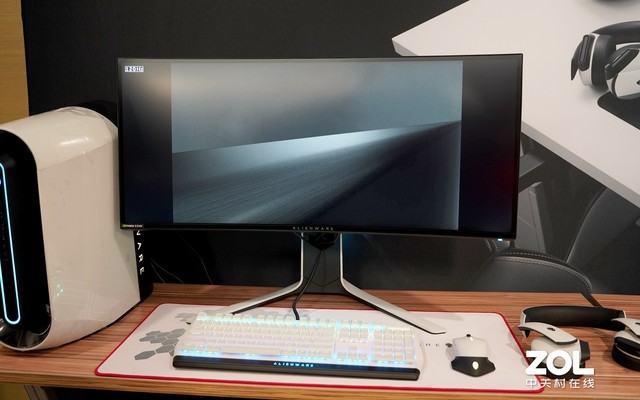 Alienware����55Ӣ��OLED��ʾ�� 