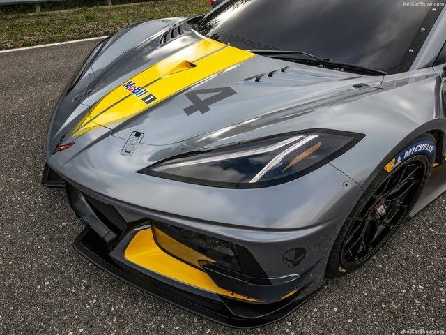 大劲撩车:赛道传奇雪佛兰克尔维特C8R