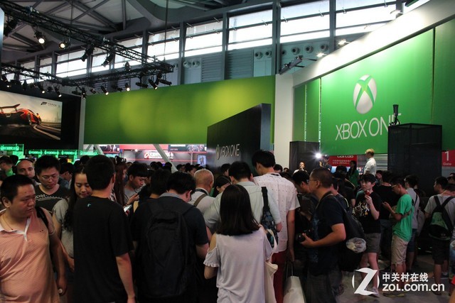 现场预定有优惠! 微软XBOX ONE送福利