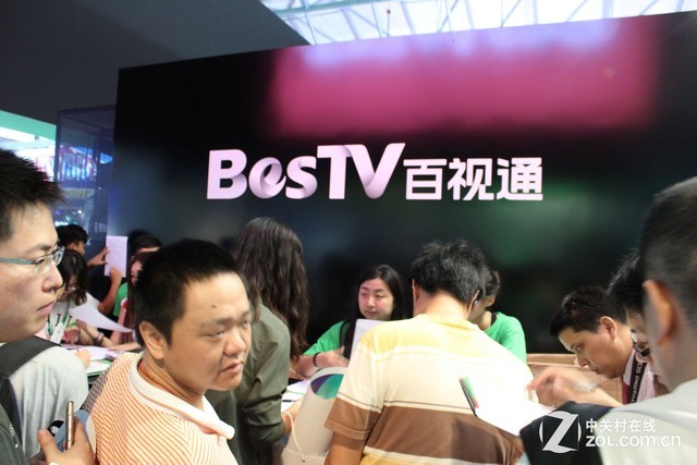 现场预定有优惠! 微软XBOX ONE送福利
