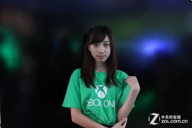 现场预定有优惠! 微软XBOX ONE送福利