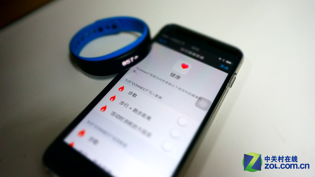 Garmin Vivosmart:˽ڸ˶ 