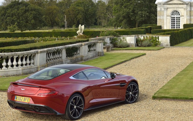  ˹١AM 310 Vanquish