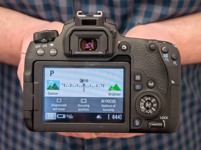 Сɹרҵ EOS 77Dͼ