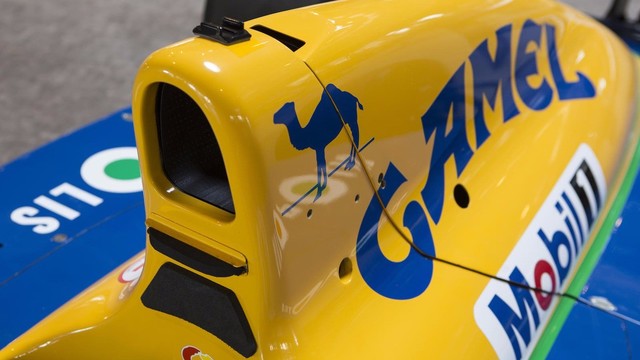  ͨF1   