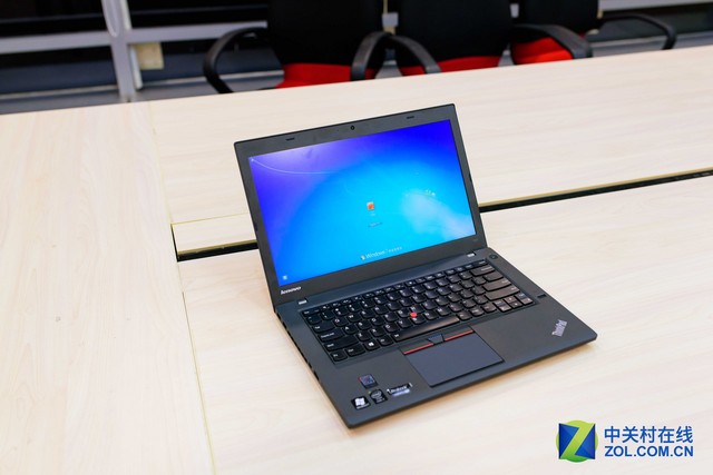 С ThinkPad T450 