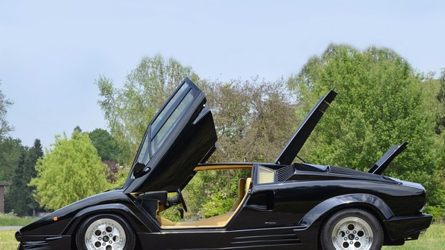 ղؾƷ  Countach LP400