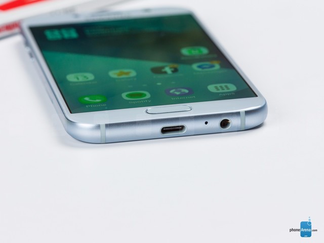 三星a52017外媒开箱八核配ip68防水