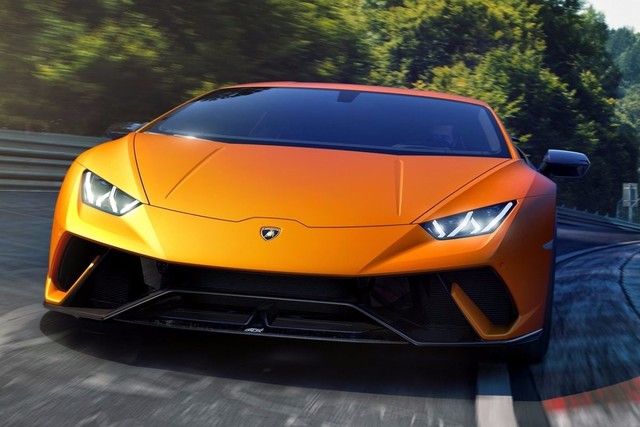 Ŧ Huracan Performante
