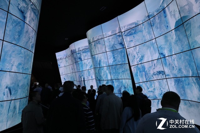 ����ż�Ϊ�İ㣿CES2018̽��LGչ̨ 