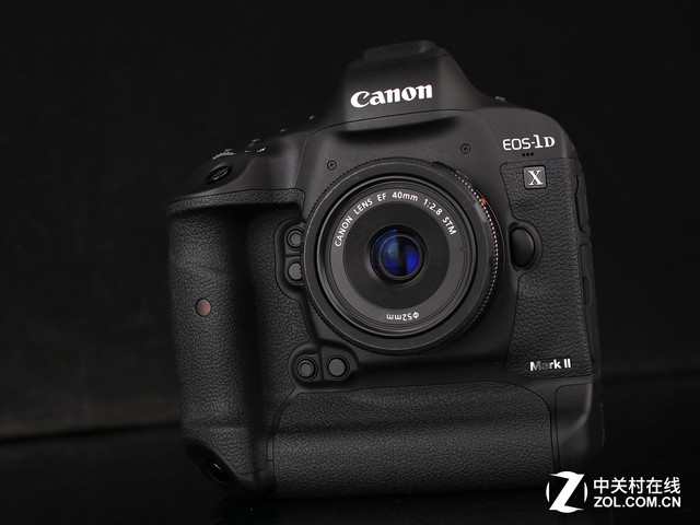 ٶȼ EOS-1DX Mark II 