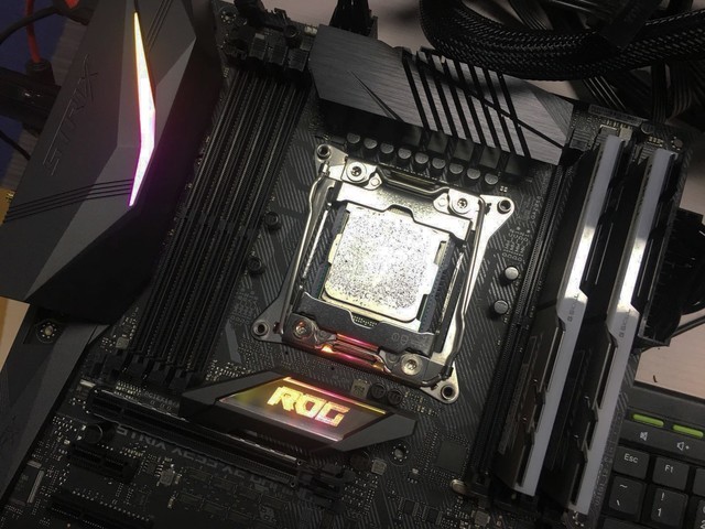 i7-7820XҺ 4.5GHz 