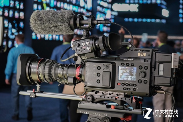йƶ8K CES 2019չ̨ 