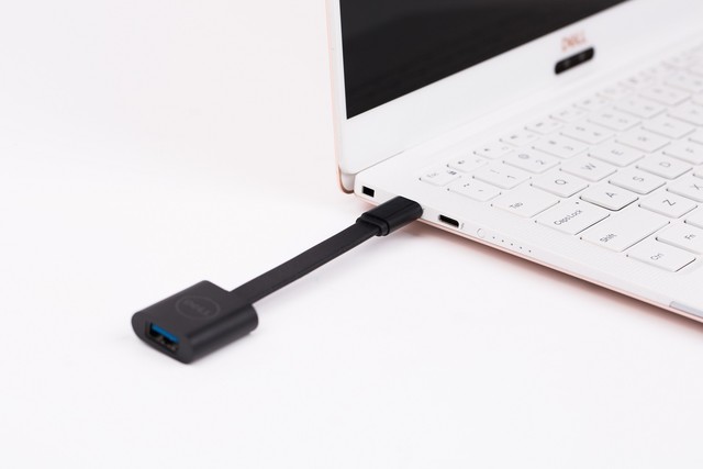 ���޵İ�ɫ���������ʮ�����˽�ȫ��XPS 13 