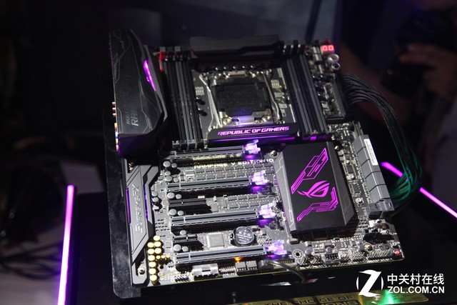 10· ˶ROG10 