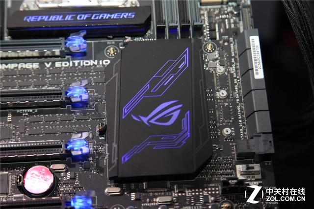 10· ˶ROG10 