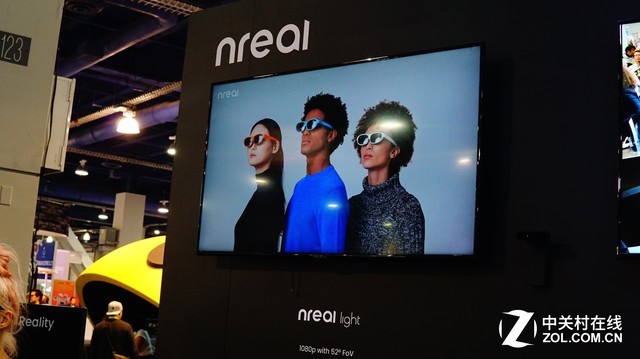 骁龙VR解决方案平台：nreal分离式AR眼镜 