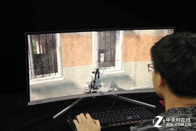 ����������Ĳ�һ�� TCL T34M6CW��ʾ������ 