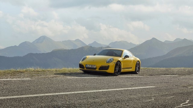 2018ʱ911 Carrera T ۼż