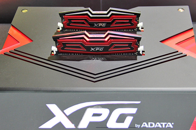 Ĭ4400MHz յչչʾDDR4ڴ 