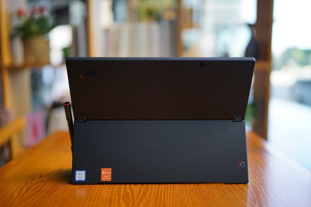 X1 Tablet Evo ThinkPadǿһ 