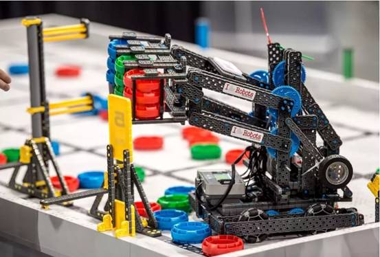 华硕P5440U助力2019 VEX机器人亚洲公开赛_华硕笔记本电脑_笔记本-中关村在线