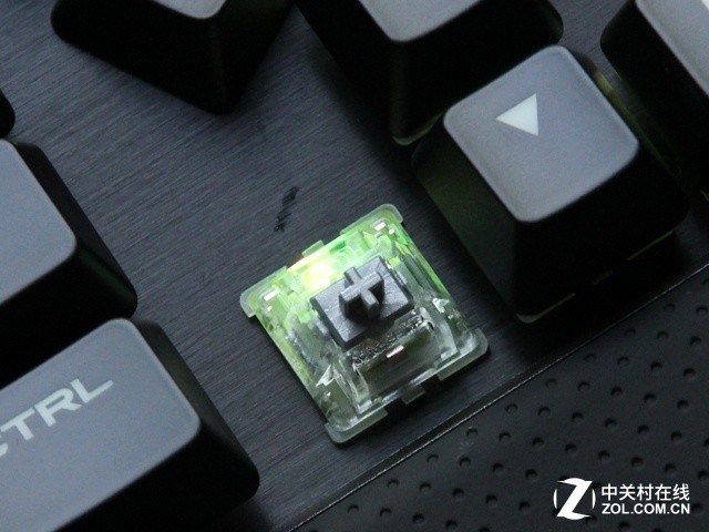 海盗船 Cherry RAPIDFIRE银轴键盘面世