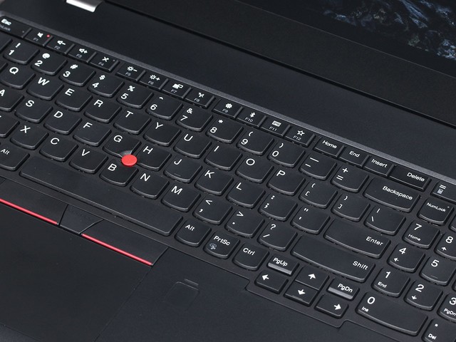 ThinkPad T570：大屏窄边框的极致体验 