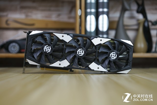 ̩RTX2070-8GD6 X-GAMING OC 