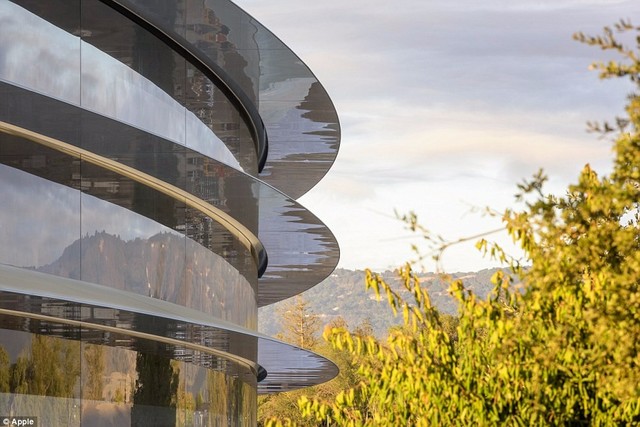 ƻԱ4½ǨApple Parkܲ