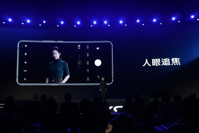 60�������佹 vivo X30 Pro"������"ֻ��С��˼ 