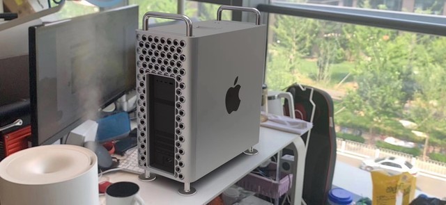 竟然是中国组装!欧洲网友开箱全球最贵台式机新Mac Pro_笔记本新闻-中关村在线