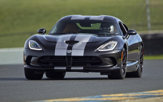 ϵ 2015SRT