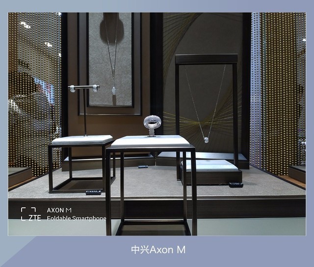 Axon M拍照不“折叠” 成像对标肾X/华为