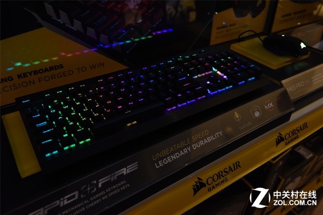 ���ǻ������ ��COMPUTEX�ĵ��Ӿ��� 