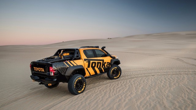 ɽʹ Hilux Tonka