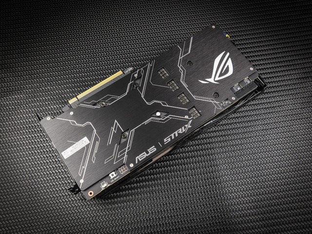 ROG STRIX RTX 2060 SԿ ߶˴